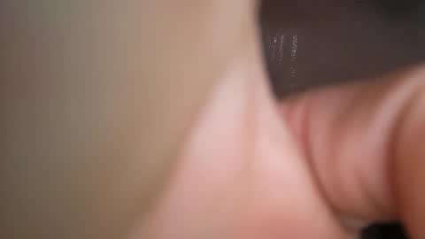 Snapshot of larry009 chatting on December 12, 2024, 2:04 am larry009 online show from December 12, 2024, 2:04 am