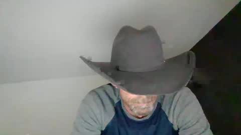 Snapshot of larry77733217 chatting on January 31, 2025, 7:51 pm larry77733217 online show from January 31, 2025, 7:51 pm