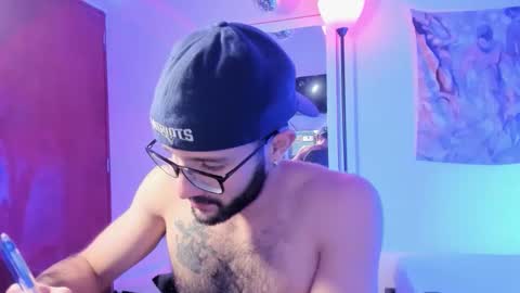 larry_stewart online show from November 25, 2025, 4:29 pm