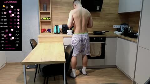 Lars online show from February 8, 2025, 5:39 pm