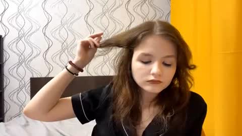 Mila online show from June 14, 2026, 6:21 pm