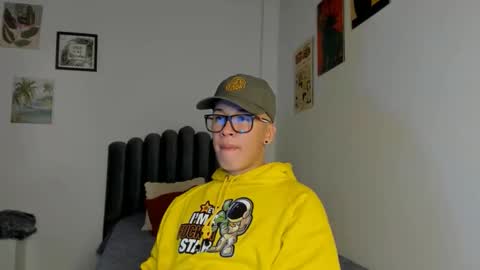 Snapshot of lass_nazar chatting on March 12, 2026, 1:23 am lass_nazar online show from March 12, 2026, 1:23 am