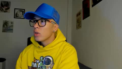 Snapshot of lass_nazar chatting on March 26, 2026, 1:22 am lass_nazar online show from March 26, 2026, 1:22 am