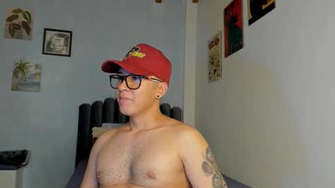 Snapshot of lass_nazar chatting on April 7, 2026, 1:17 am lass_nazar online show from April 7, 2026, 1:17 am