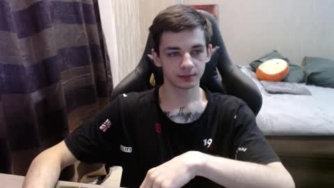 Kenny online show from October 8, 2025, 10:57 am