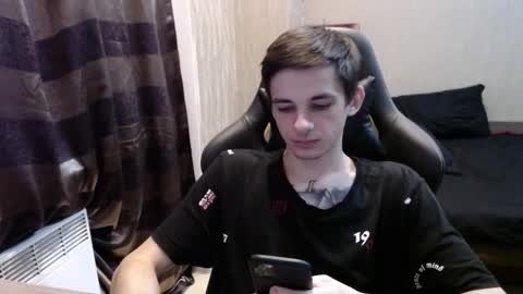 Kenny online show from October 30, 2025, 1:45 pm