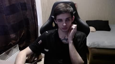 Kenny online show from November 4, 2025, 11:42 am