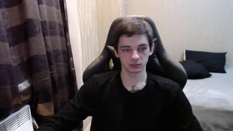 Kenny online show from November 10, 2025, 2:27 pm