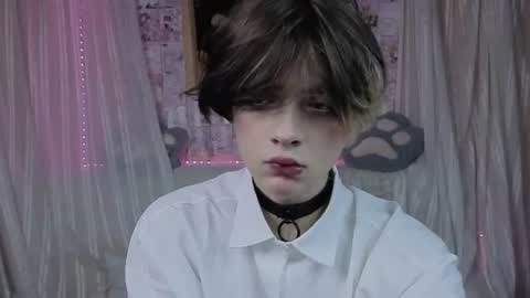 Snapshot of last_lust chatting on July 19, 2026, 8:23 pm Em0 Slut online show from July 19, 2026, 8:23 pm