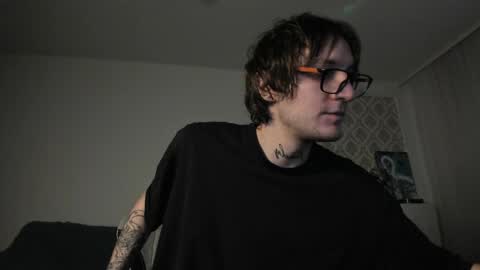 Snapshot of lastnight4you chatting on April 28, 2026, 4:01 pm acie online show from April 28, 2026, 4:01 pm