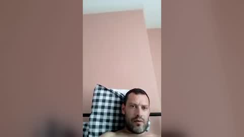 Snapshot of laszloszilagyi925 chatting on June 19, 2026, 5:06 pm laszloszilagyi925 online show from June 19, 2026, 5:06 pm