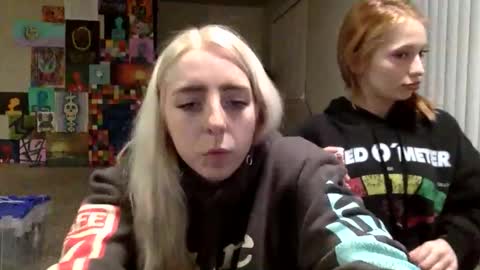 Roxy blue online show from February 22, 2026, 5:51 am