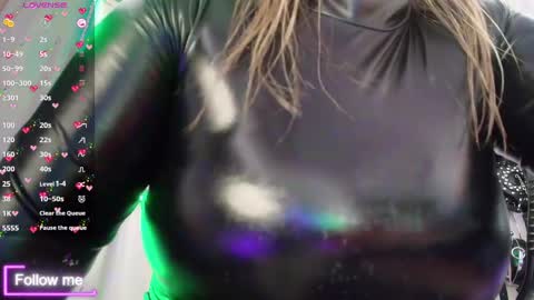 Snapshot of latex_rose_daniels chatting on February 27, 2025, 9:14 pm ROSE online show from February 27, 2025, 9:14 pm
