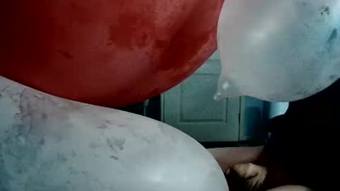 Snapshot of latexchris77 chatting on May 26, 2026, 2:18 am latexchris77 online show from May 26, 2026, 2:18 am