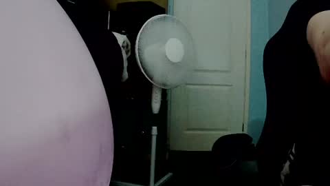 Snapshot of latexchris77 chatting on July 26, 2026, 7:15 am latexchris77 online show from July 26, 2026, 7:15 am