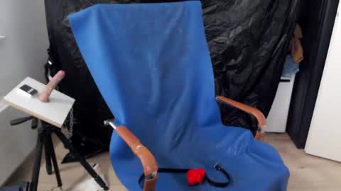 latexslaafboy online show from January 30, 2025, 11:22 am