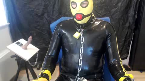 latexslaafboy online show from March 3, 2025, 7:21 am
