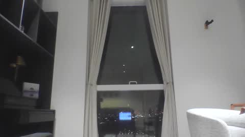 Latexsurfer online show from February 22, 2026, 7:23 pm