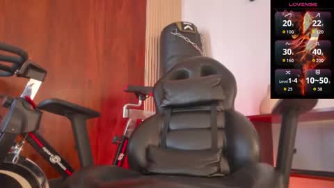 Snapshot of latin_blackmen chatting on July 6, 2026, 5:04 pm latin_blackmen online show from July 6, 2026, 5:04 pm