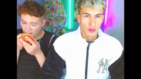 latin_boysxxx_ online show from November 8, 2025, 1:17 am