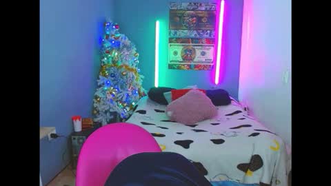 latin_boysxxx_ online show from November 26, 2025, 1:50 am