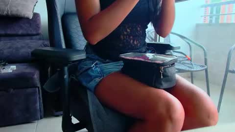 Snapshot of latin_couple77 chatting on May 30, 2026, 10:40 pm Sara y Andy online show from May 30, 2026, 10:40 pm