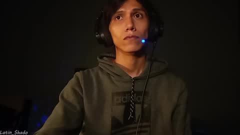 Snapshot of latin_shado chatting on November 22, 2025, 9:19 am Shado online show from November 22, 2025, 9:19 am