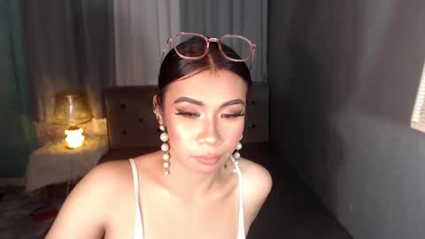 Snapshot of latina_babyyyy13 chatting on February 8, 2025, 2:15 am latina_babyyyy13 online show from February 8, 2025, 2:15 am