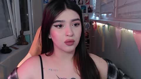 miiiiiiaaaa online show from February 19, 2025, 11:38 am