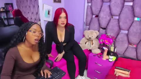 Snapshot of latinas_anales chatting on January 21, 2025, 1:43 pm latinas_anales online show from January 21, 2025, 1:43 pm