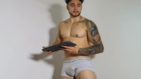 Snapshot of latinboyvip_ chatting on June 3, 2026, 2:44 pm LatinBoyVIP Colombian online show from June 3, 2026, 2:44 pm