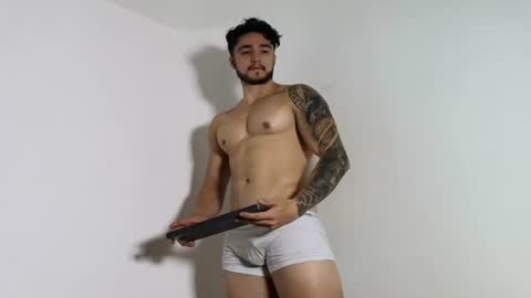 Snapshot of latinboyvip_ chatting on June 11, 2026, 2:59 pm LatinBoyVIP Colombian online show from June 11, 2026, 2:59 pm