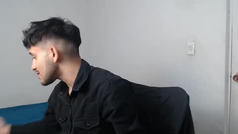 Snapshot of latinbunny7779 chatting on February 11, 2025, 6:08 am camilo online show from February 11, 2025, 6:08 am