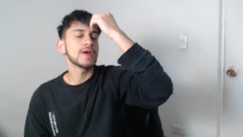 Snapshot of latinbunny7779 chatting on February 21, 2025, 7:12 am camilo online show from February 21, 2025, 7:12 am