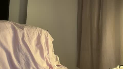 Snapshot of latinella chatting on June 10, 2026, 2:45 am Hi - online show from June 10, 2026, 2:45 am