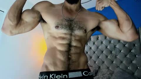 Zeus online show from March 3, 2025, 11:33 am
