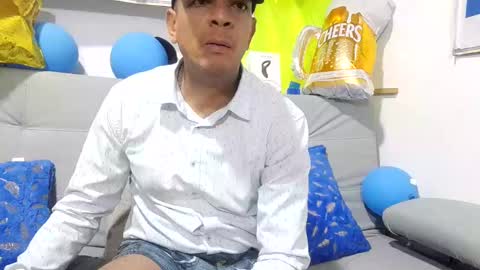 Snapshot of latinmartin254 chatting on October 2, 2025, 1:01 am latinmartin254 online show from October 2, 2025, 1:01 am