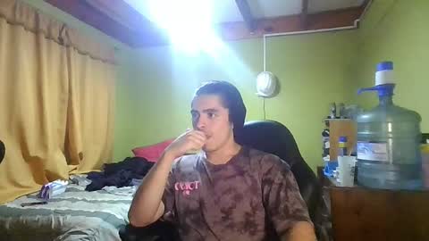 latinn_babe online show from March 25, 2026, 4:29 am