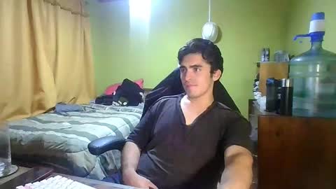 latinn_babe online show from April 16, 2026, 5:30 am