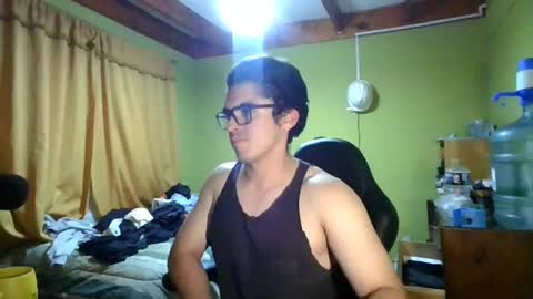 latinn_babe online show from April 28, 2026, 4:50 am