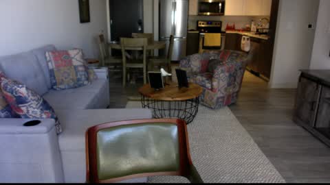 Snapshot of latinnous chatting on December 22, 2024, 7:31 pm QS - INDEPENDENT MODEL online show from December 22, 2024, 7:31 pm