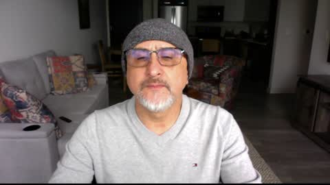 Snapshot of latinnous chatting on December 25, 2024, 7:34 pm QS - INDEPENDENT MODEL online show from December 25, 2024, 7:34 pm