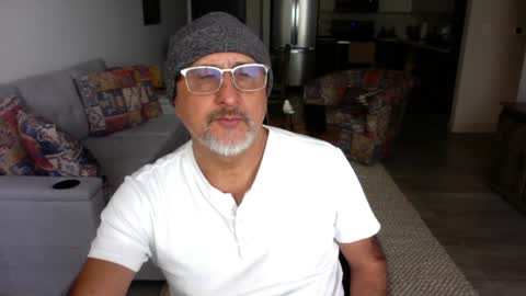 Snapshot of latinnous chatting on January 26, 2025, 9:18 pm QS - INDEPENDENT MODEL online show from January 26, 2025, 9:18 pm