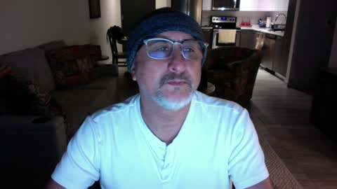 Snapshot of latinnous chatting on January 27, 2025, 3:04 am QS - INDEPENDENT MODEL online show from January 27, 2025, 3:04 am