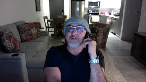 Snapshot of latinnous chatting on February 4, 2025, 5:10 am QS - INDEPENDENT MODEL online show from February 4, 2025, 5:10 am