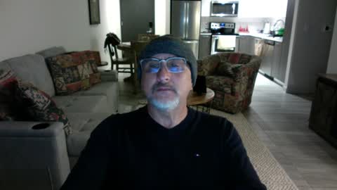 Snapshot of latinnous chatting on February 9, 2025, 1:44 am QS - INDEPENDENT MODEL online show from February 9, 2025, 1:44 am