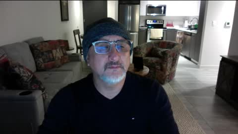 Snapshot of latinnous chatting on February 10, 2025, 1:24 am QS - INDEPENDENT MODEL online show from February 10, 2025, 1:24 am