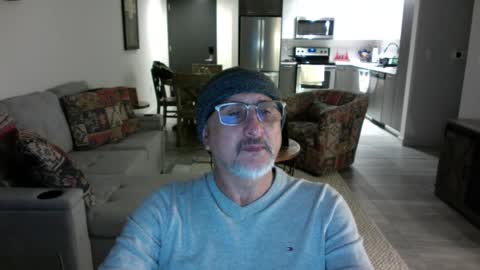 Snapshot of latinnous chatting on February 12, 2025, 2:45 am QS - INDEPENDENT MODEL online show from February 12, 2025, 2:45 am