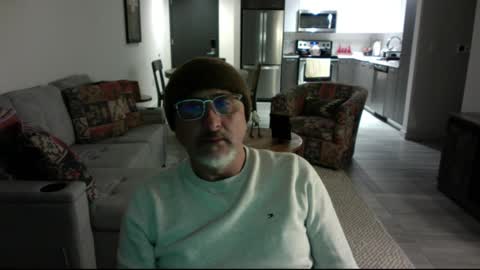 Snapshot of latinnous chatting on February 17, 2025, 2:09 am QS - INDEPENDENT MODEL online show from February 17, 2025, 2:09 am