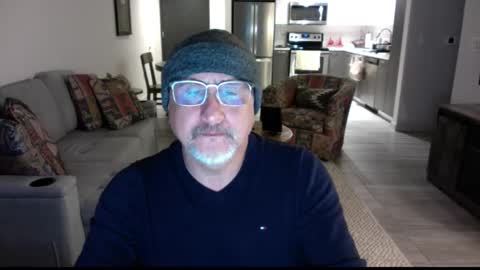 Snapshot of latinnous chatting on February 23, 2025, 3:13 am QS - INDEPENDENT MODEL online show from February 23, 2025, 3:13 am